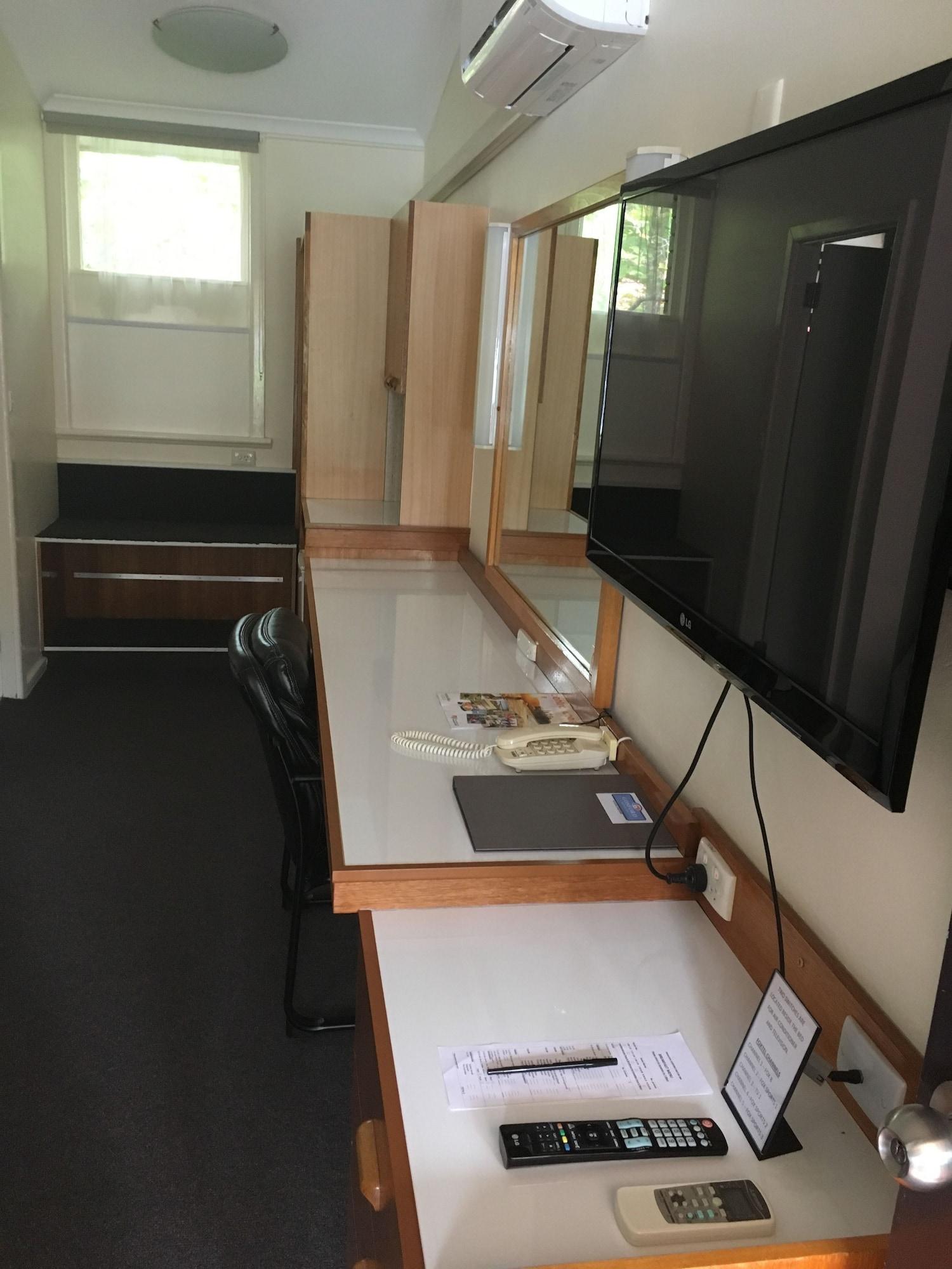 Waterview Gosford Motor Inn Экстерьер фото